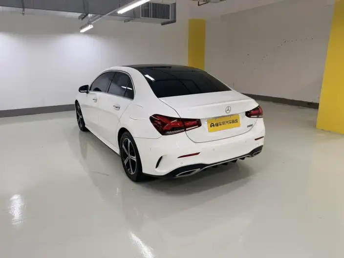 Mercedes-Benz A-class 2022 Model Facelift II A 200 L Sports sedan Fashion Edition – фото 5