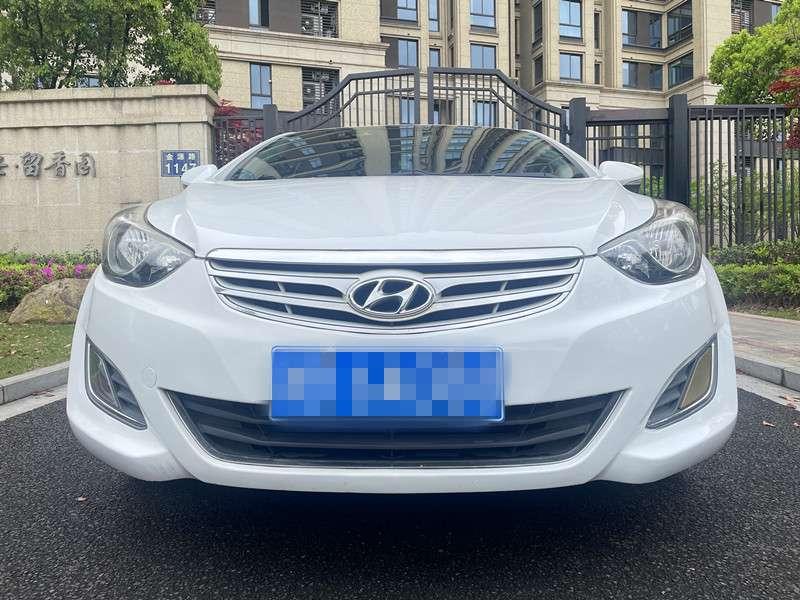 Hyundai Elantra 2012 модификация 1.6L автоматическое Leading – фото 2