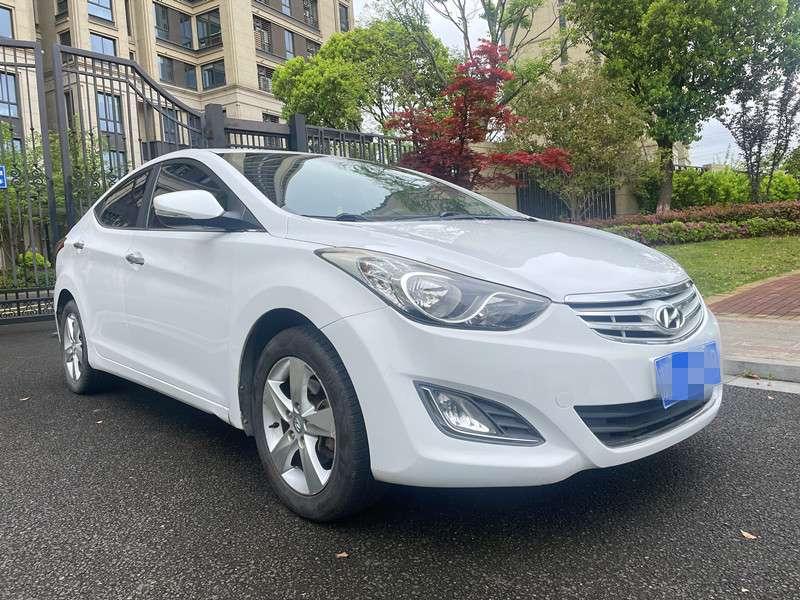 Hyundai Elantra 2012 модификация 1.6L автоматическое Leading – фото 3