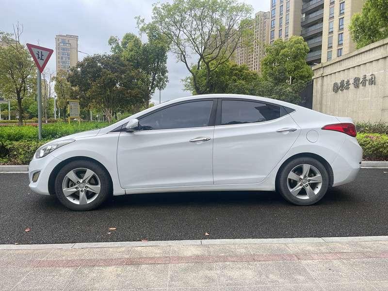 Hyundai Elantra 2012 модификация 1.6L автоматическое Leading – фото 4