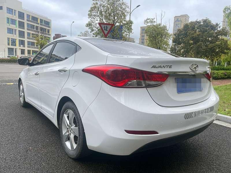 Hyundai Elantra 2012 модификация 1.6L автоматическое Leading – фото 5