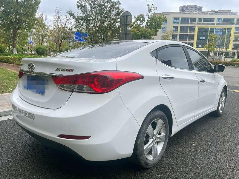 Hyundai Elantra 2012 модификация 1.6L автоматическое Leading – фото 7