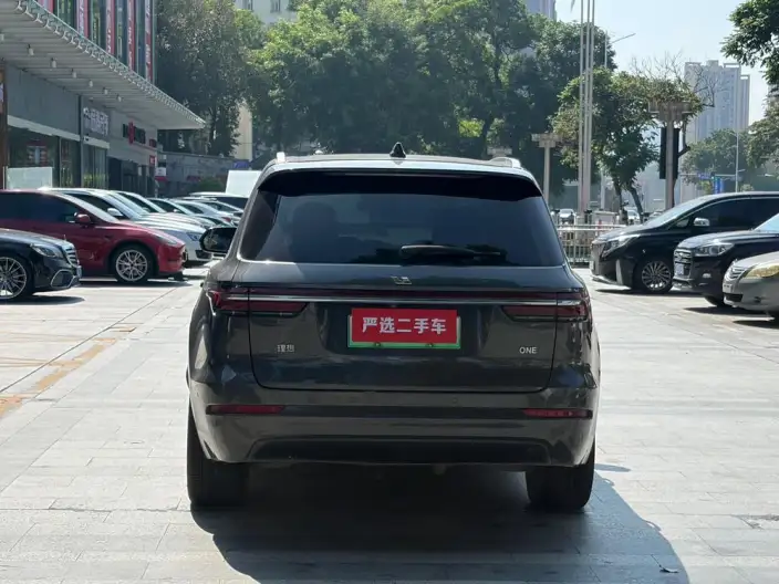 Li Auto ONE 2021 Model Extended Range 6 seat Edition – фото 5