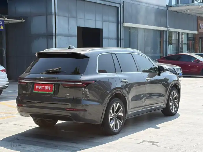 Li Auto ONE 2021 Model Extended Range 6 seat Edition – фото 6