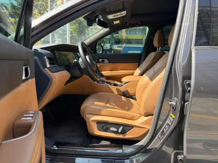Li Auto ONE 2021 Model Extended Range 6 seat Edition – фото 8