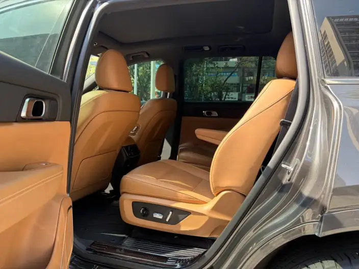 Li Auto ONE 2021 Model Extended Range 6 seat Edition – фото 9