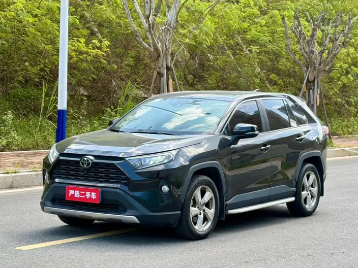 Toyota RAV4 2022 Model 2.0L CVT 2WD Fashion edition – фото 1