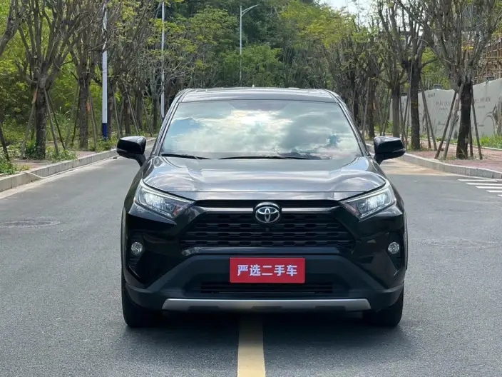 Toyota RAV4 2022 Model 2.0L CVT 2WD Fashion edition – фото 2