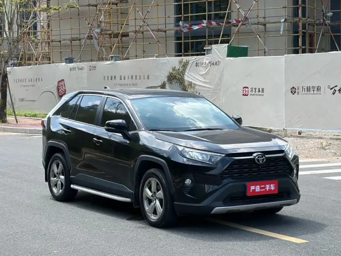 Toyota RAV4 2022 Model 2.0L CVT 2WD Fashion edition – фото 3