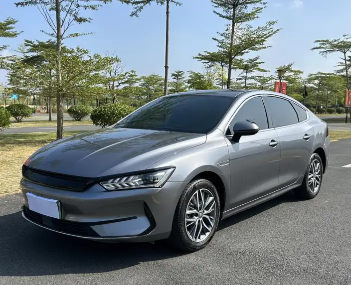 Qin Plus EV 2023 Model Champion Edition 420KM Leading Model – фото 1