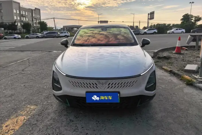 Wuling Xingguang PHEV 2023 Model 70 Standard Edition – фото 2