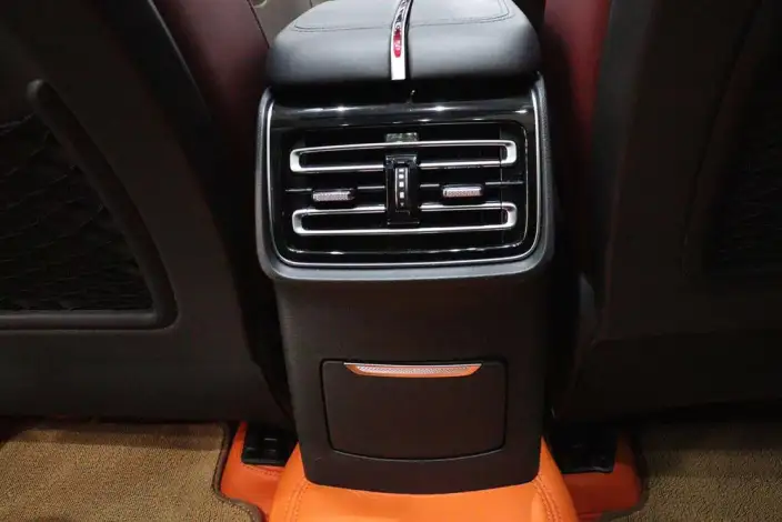 Hongqi HS5 2023 Model 2.0T 4WD Flag Xiang Pro Edition – фото 10