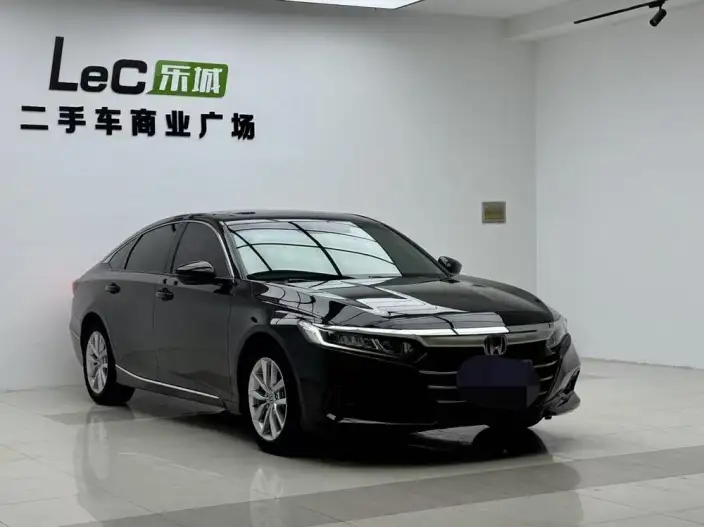 Honda Accord 2022 Model 260TURBO Deluxe Edition – фото 3
