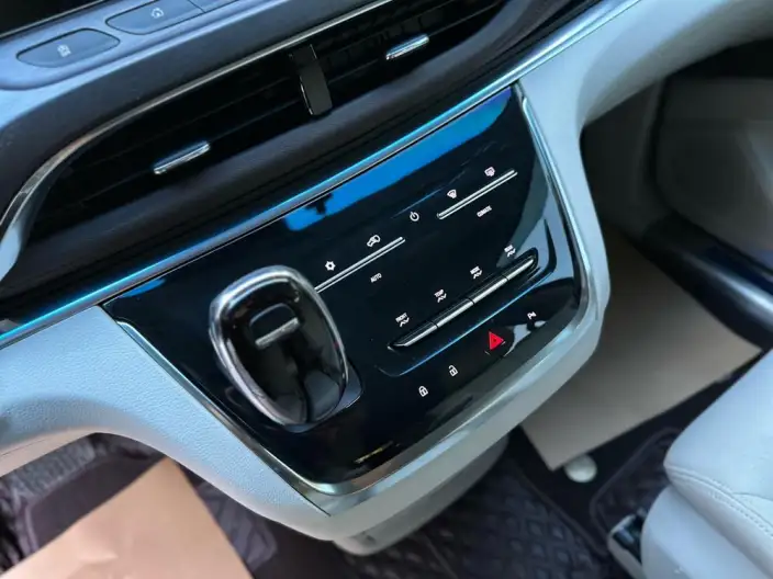 Buick GL8 2023 Model Business class 2.0T Comfort Model – фото 7