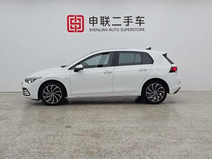 Volkswagen Golf 2023 Model Facelift 280TSI DSG Pro – фото 3