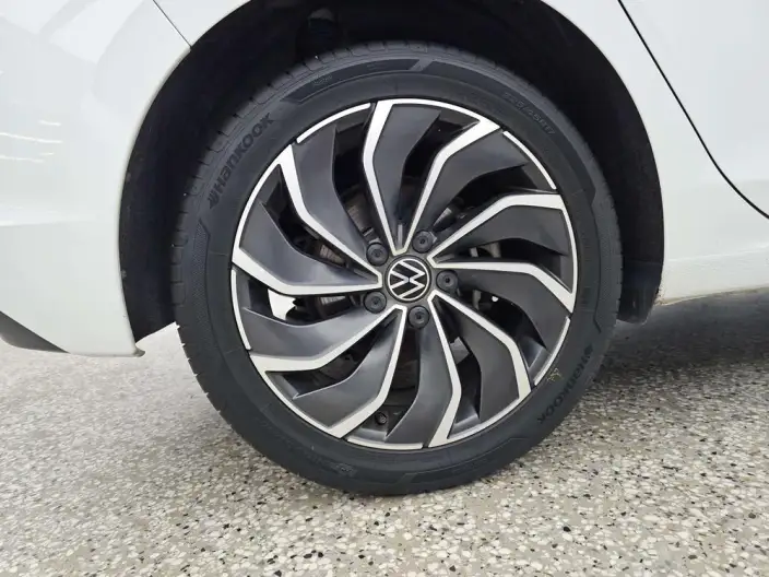 Volkswagen Golf 2023 Model Facelift 280TSI DSG Pro – фото 6