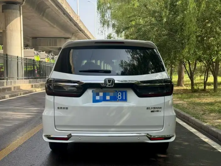 Honda Elysion 2022 Model 2.0L Hybrid Deluxe Edition – фото 5