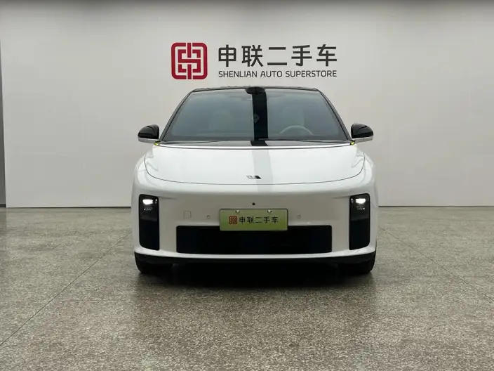 Li Auto i6 2025 Model 2WD Standard Edition – фото 2