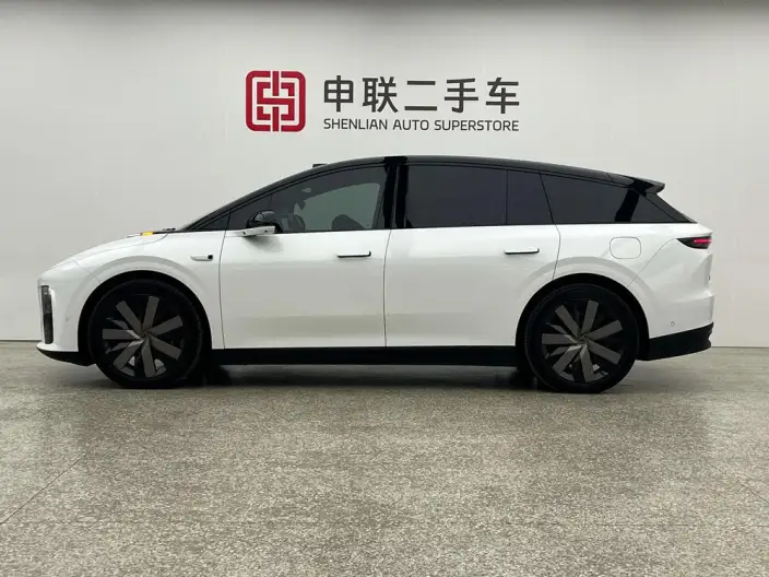 Li Auto i6 2025 Model 2WD Standard Edition – фото 3