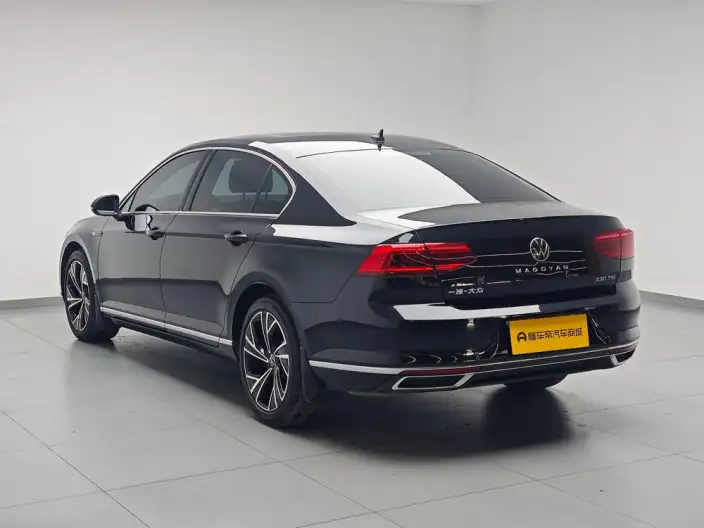 Volkswagen Magotan 2020 Model 330TSI DSG Luxury Model – фото 5