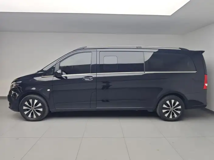 Viano 2021 Model 2.0T Elite Edition 7 seat – фото 4
