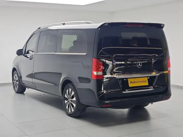 Viano 2021 Model 2.0T Elite Edition 7 seat – фото 5