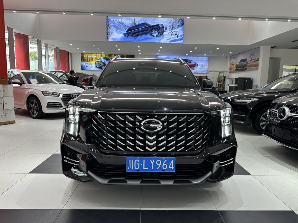 GAC Trumpchi GS8 2022 Navigator Series 2.0TGDI AWD Luxury Smart Connect 7-seat – фото 2