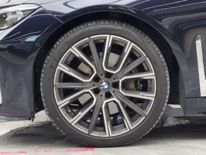 BMW 7 Series 2021 Model 740Li Leading Model Luxury Set – фото 5