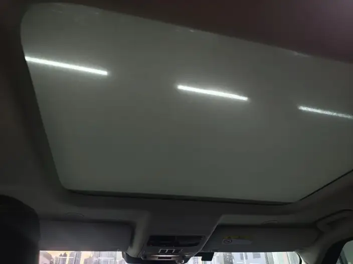 Land Rover Discovery 2023 Model 360PS R-Dynamic S – фото 9