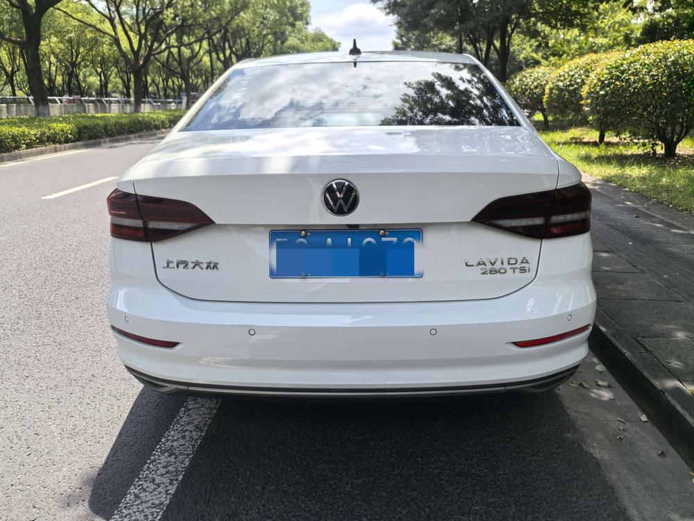 Volkswagen Lavida 2022 280TSI DSG Comfort – фото 4