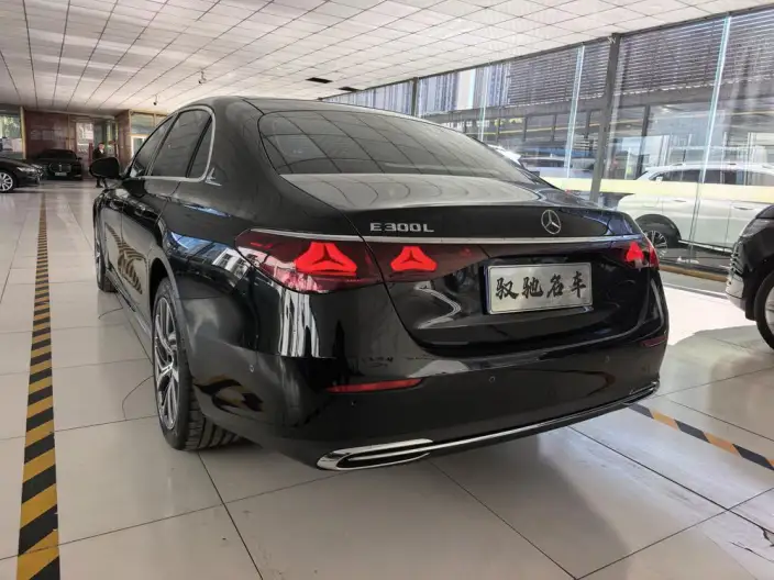Mercedes-Benz E-Class 2025 Model E 300 L Fashion Model sedan – фото 4