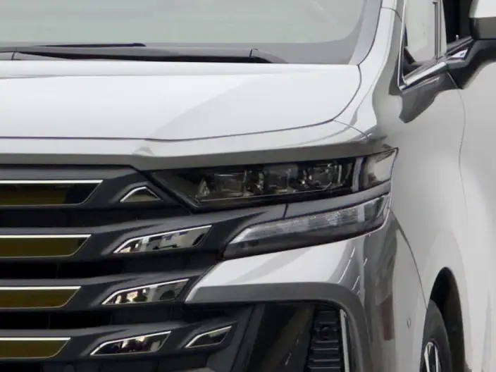 Vellfire 2024 Model 2.5L Automatic 4WD 7 seat Parallel Imported – фото 4