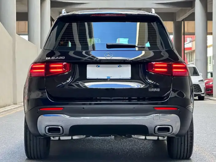 Mercedes-Benz GLB 2025 Model GLB 220 Dynamic Model – фото 4