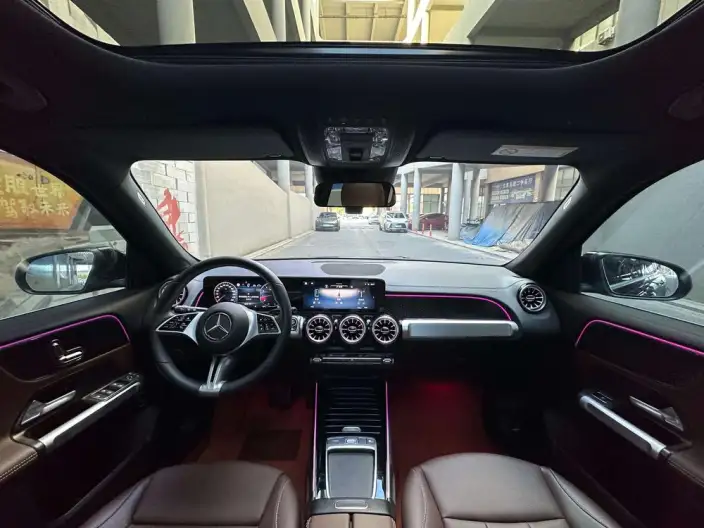 Mercedes-Benz GLB 2025 Model GLB 220 Dynamic Model – фото 10