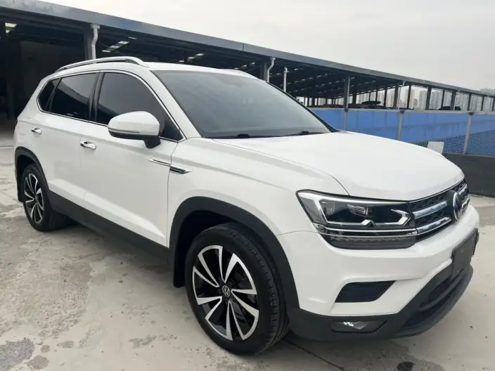 Volkswagen Tharu 2022 Model 280TSI 2WD Deluxe Edition – фото 3
