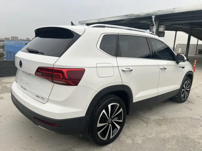 Volkswagen Tharu 2022 Model 280TSI 2WD Deluxe Edition – фото 6