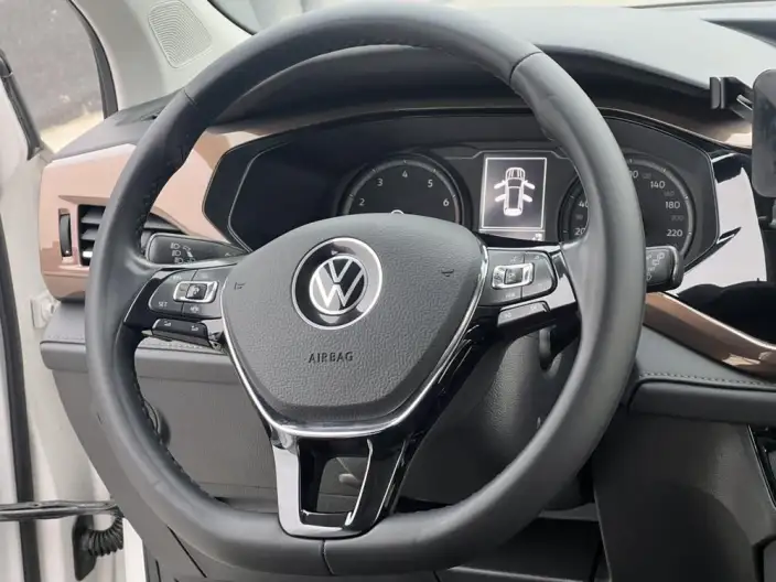 Volkswagen Tharu 2022 Model 280TSI 2WD Deluxe Edition – фото 10