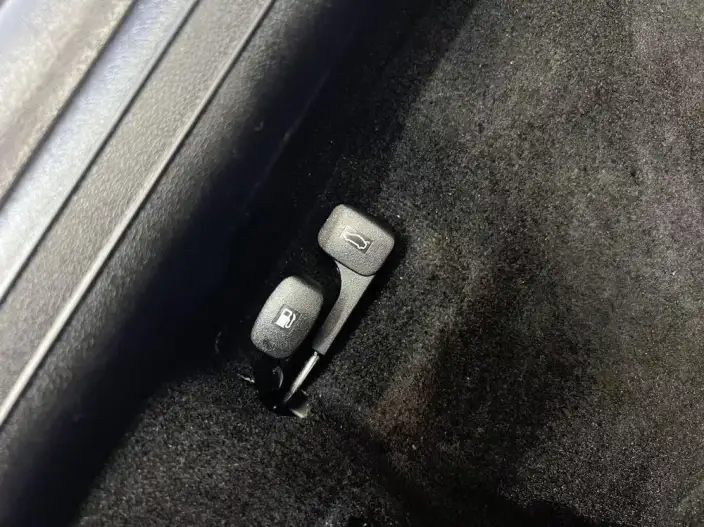 Hyundai Ioniq 2023 Model 1.5L CVT GLS Leading version – фото 5