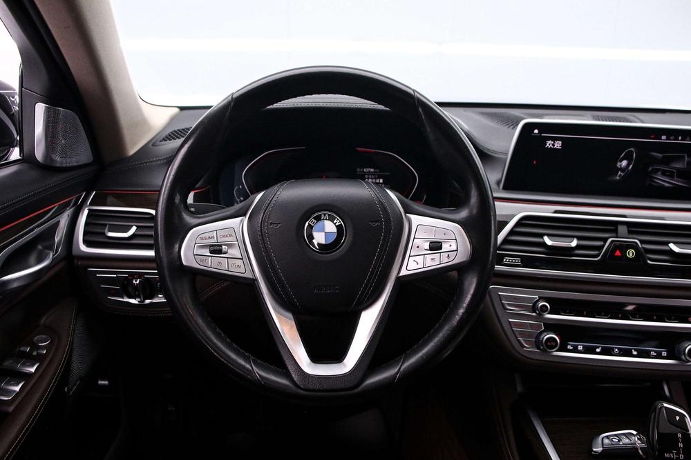 BMW 7 Series Модель 2019 года 730Li Luxury Set – фото 10
