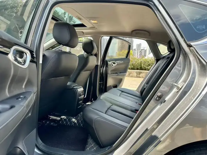 Nissan Sylphy 2022 Model Classic 1.6 XL CVT Deluxe Edition – фото 9