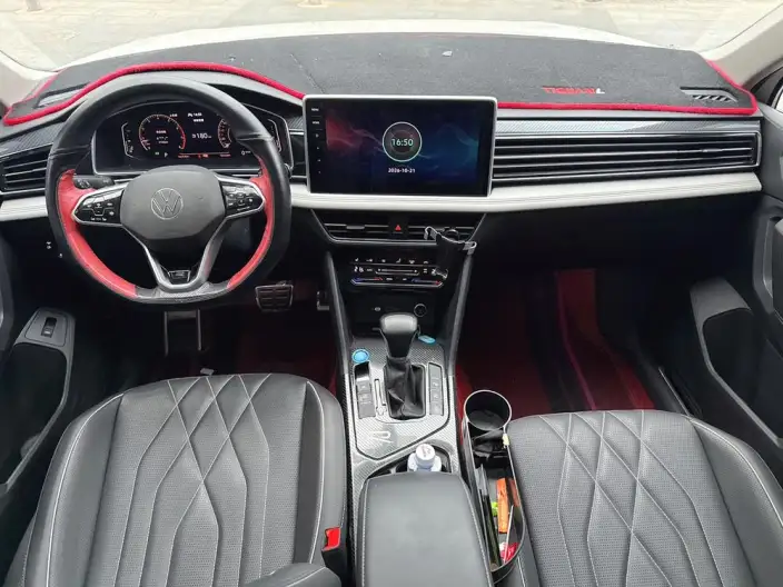Volkswagen Tiguan L 2022 Model 330TSI Automatic 2WD R-Line Enjoy the version more – фото 9