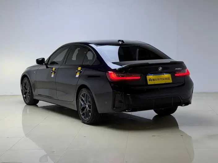 BMW 3 Series 2025 Model 330Li M Sports Night Set – фото 5