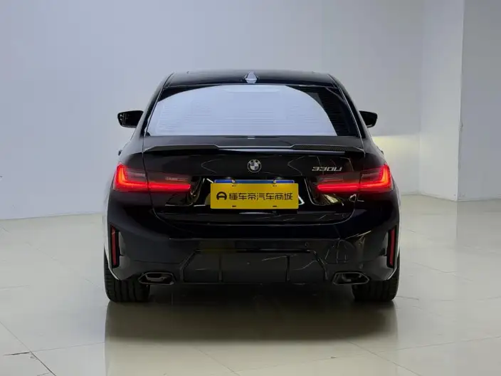 BMW 3 Series 2025 Model 330Li M Sports Night Set – фото 6