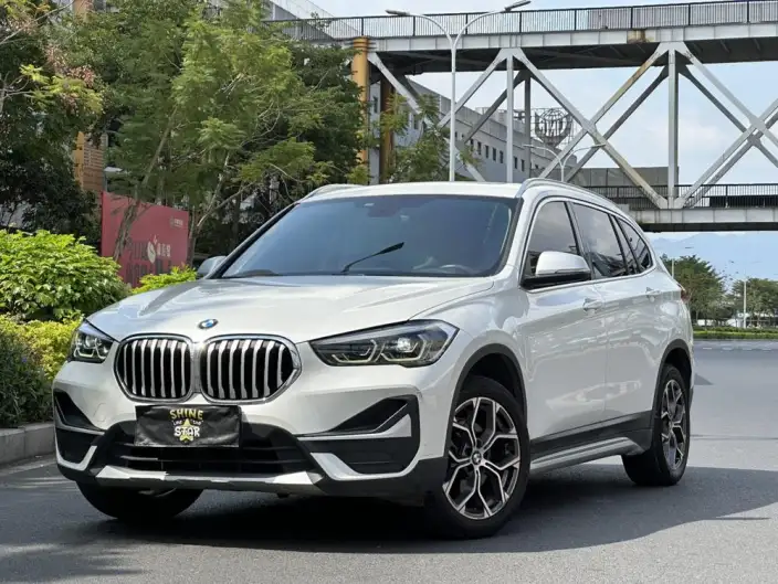BMW X1 2021 Model Facelift sDrive20Li Exclusive Model – фото 1