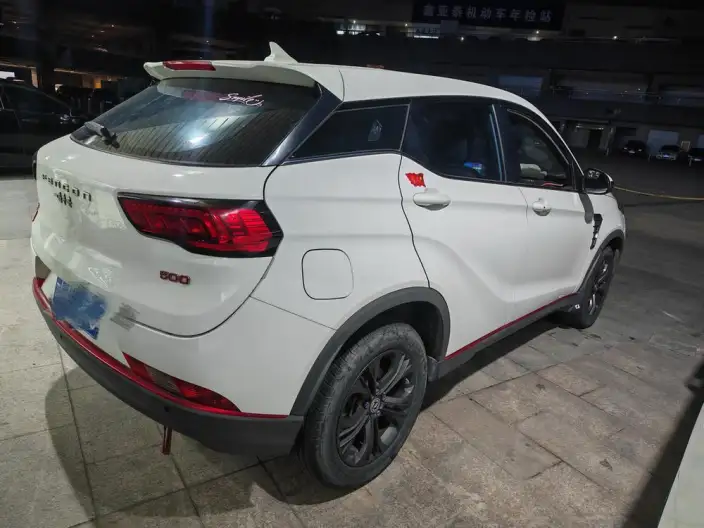Dongfeng Fengguang 500 2022 Model 1.5T Automatic Smart Enjoy Model – фото 5