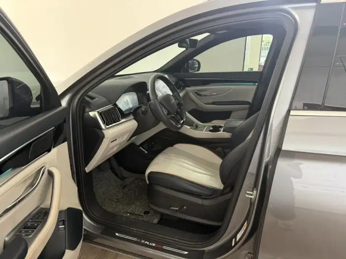 BYD Song PLUS DM 2024 Model DM-i Honor Edition 71KM Luxury Model – фото 9