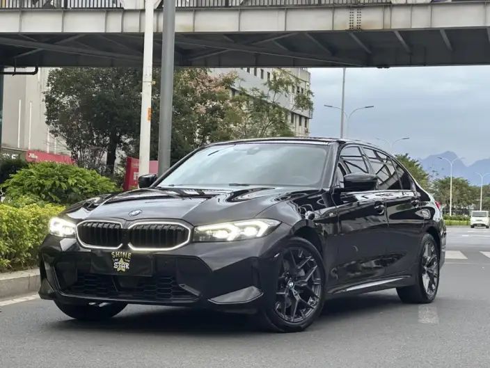 BMW 3 Series 2025 Model 330Li M Sports Night Set – фото 1