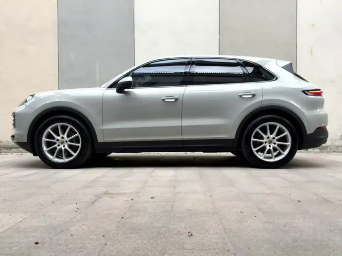 Cayenne 2024 Model Cayenne 3.0T