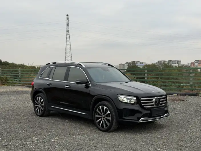 Mercedes-Benz GLB 2024 Model Facelift GLB 220 Fashion Model – фото 3