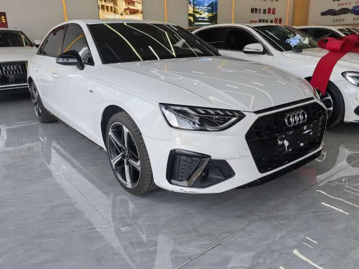 Audi A4 L 2024 Model 40 TFSI Fashion Dynamic Model – фото 3